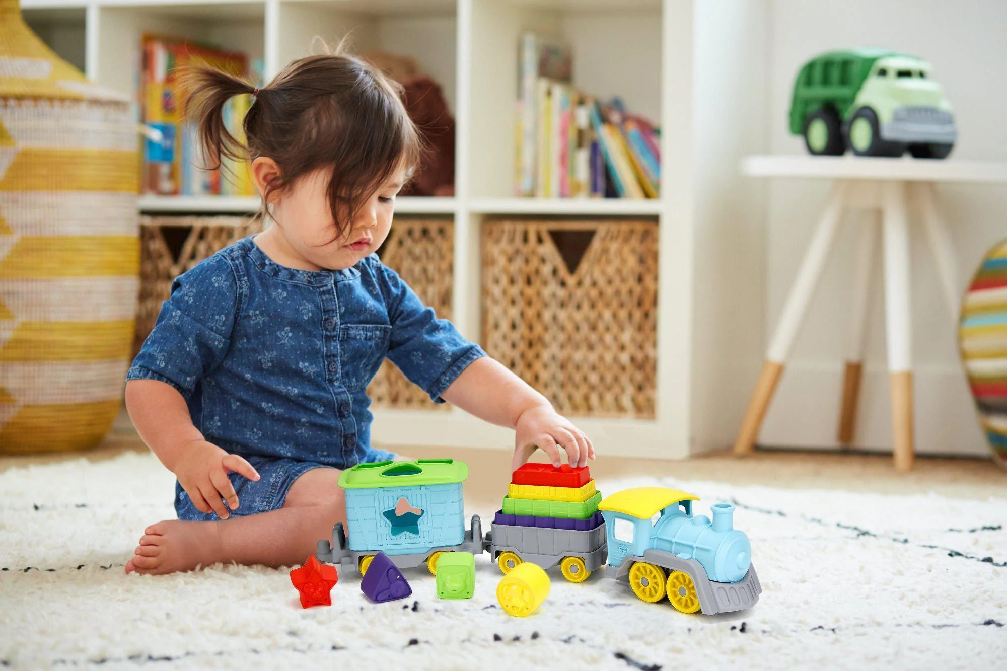 Green Toys Stack & Sort Train Set - Image 2